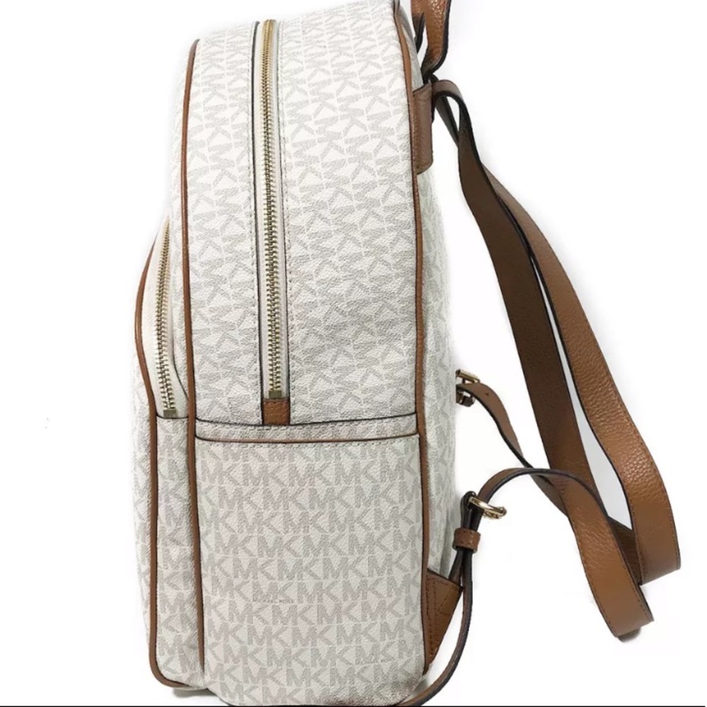 Michael Kors Large Abbey Backpack Vanilla Acorn - Picture 4 of 8